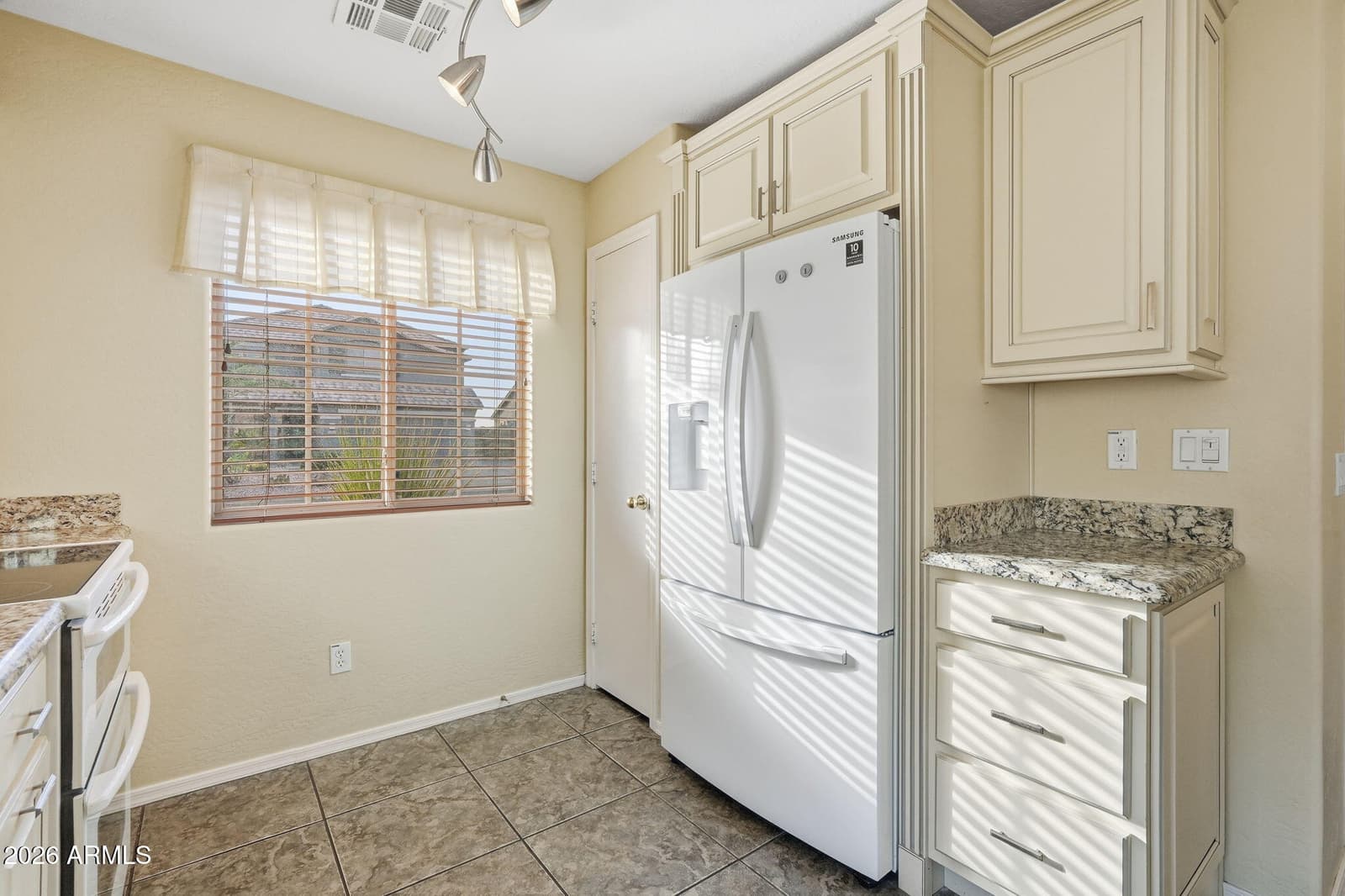 29515 N Little Leaf Drive, San Tan Valley, AZ 85143 — photo 12 of 90