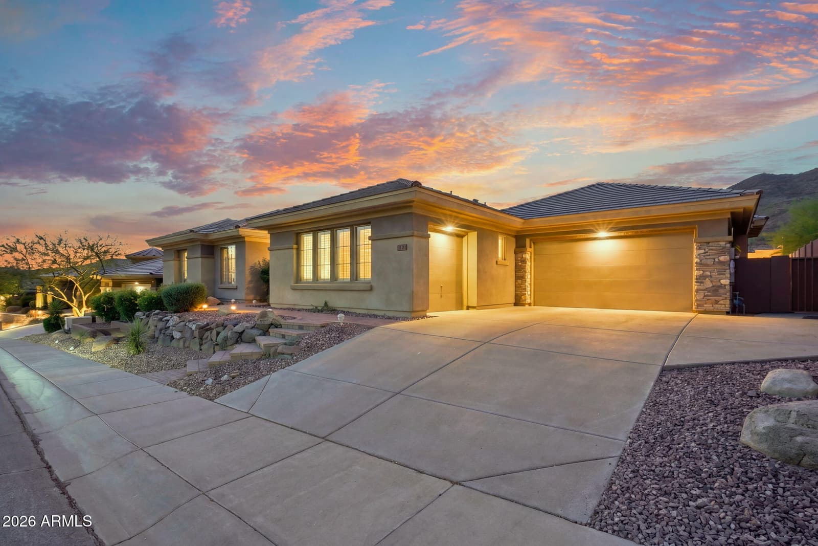 2538 W Shinnecock Way, Phoenix, AZ 85086 — photo 4 of 66