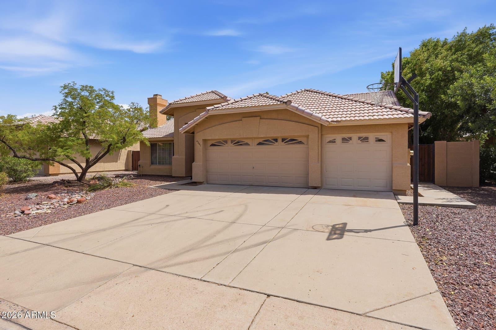 4201 E Encinas Avenue, Gilbert, AZ 85234 — photo 3 of 49