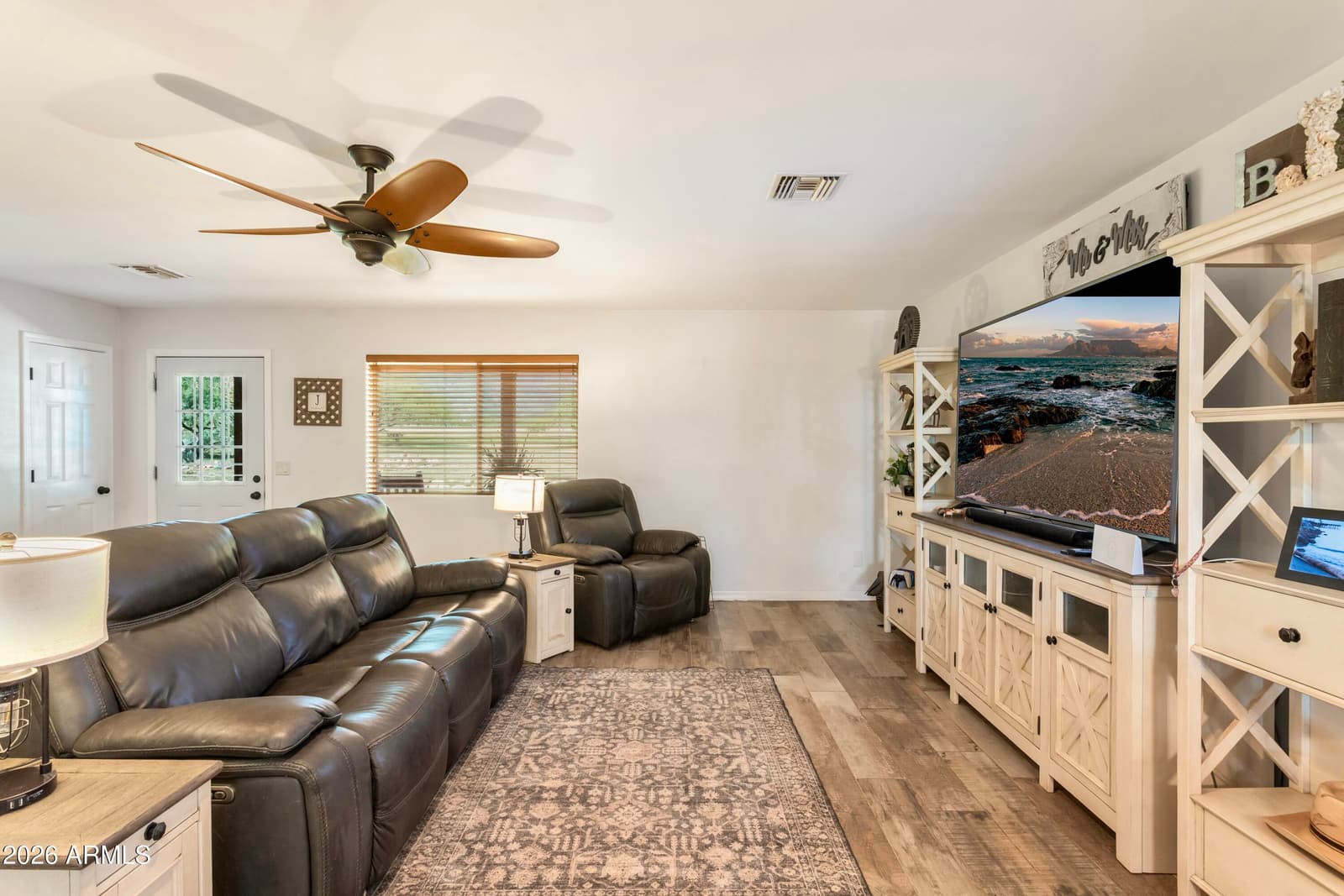 9009 S Oakridge Drive, Hereford, AZ 85615 — photo 16 of 57