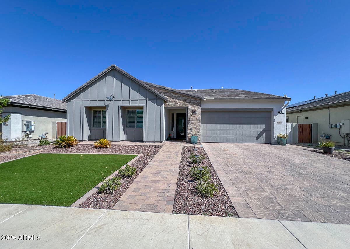 1540 E San Carlos Way, Gilbert, AZ 85298 — photo 1 of 29