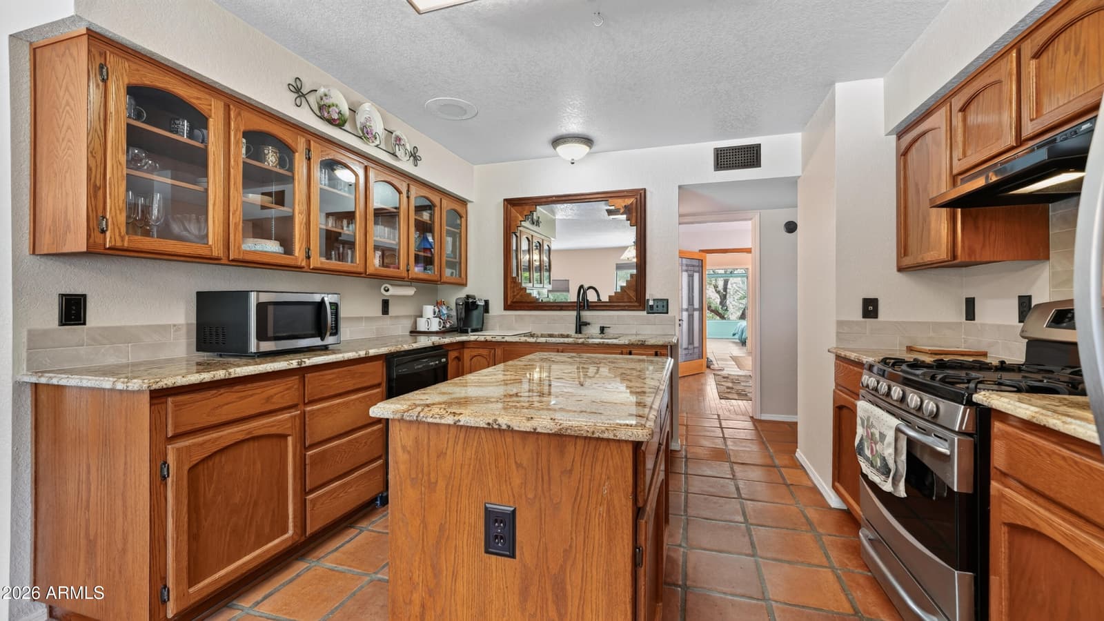 5335 E Brushy Oak Lane, Hereford, AZ 85615 — photo 5 of 57