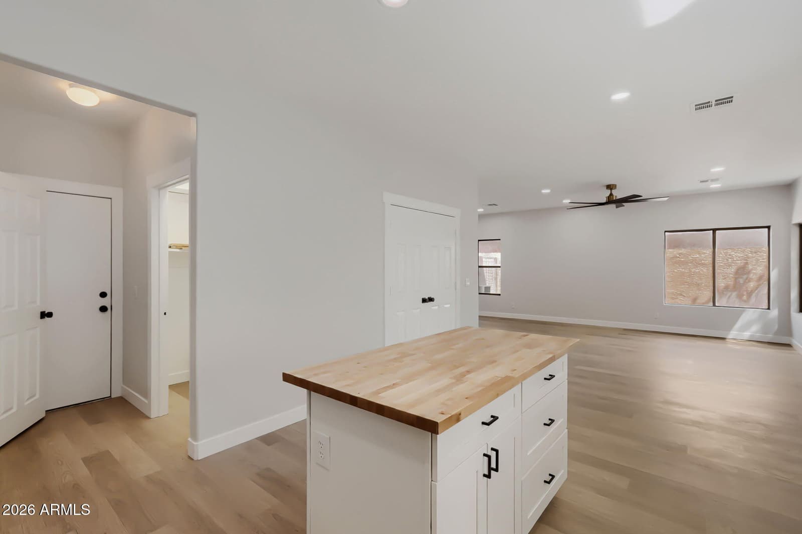 9841 E Forge Avenue, Mesa, AZ 85208 — photo 13 of 38