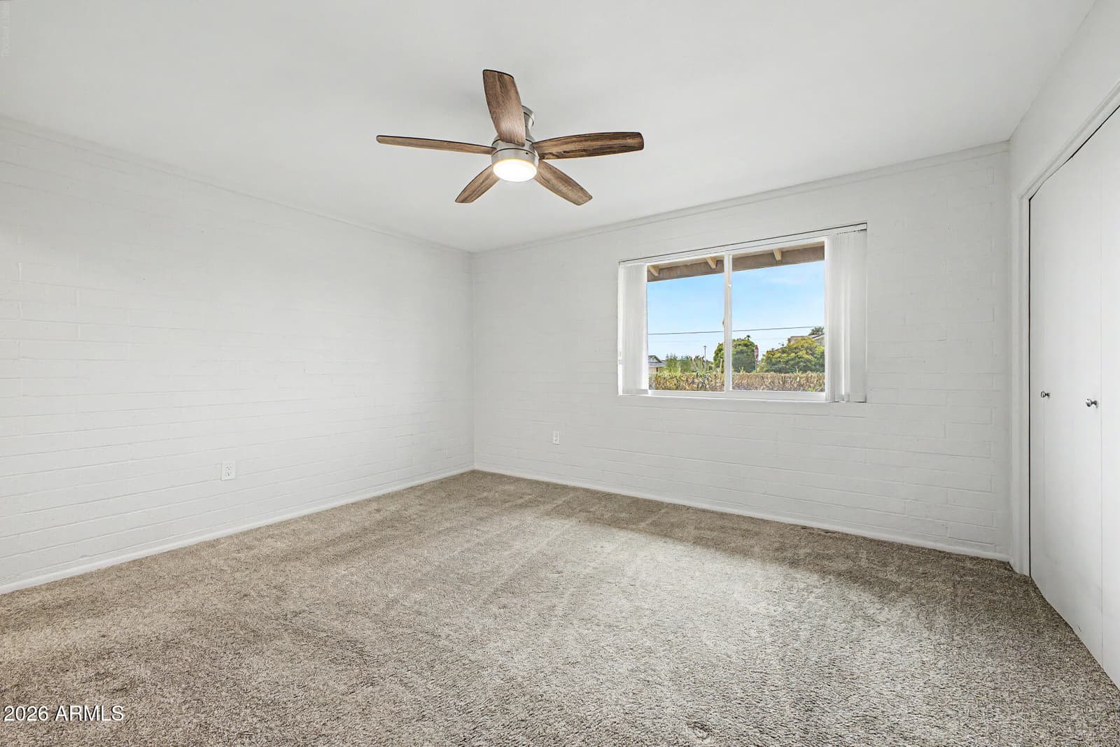 10002 W Desert Hills Drive, Sun City, AZ 85351 — photo 14 of 31