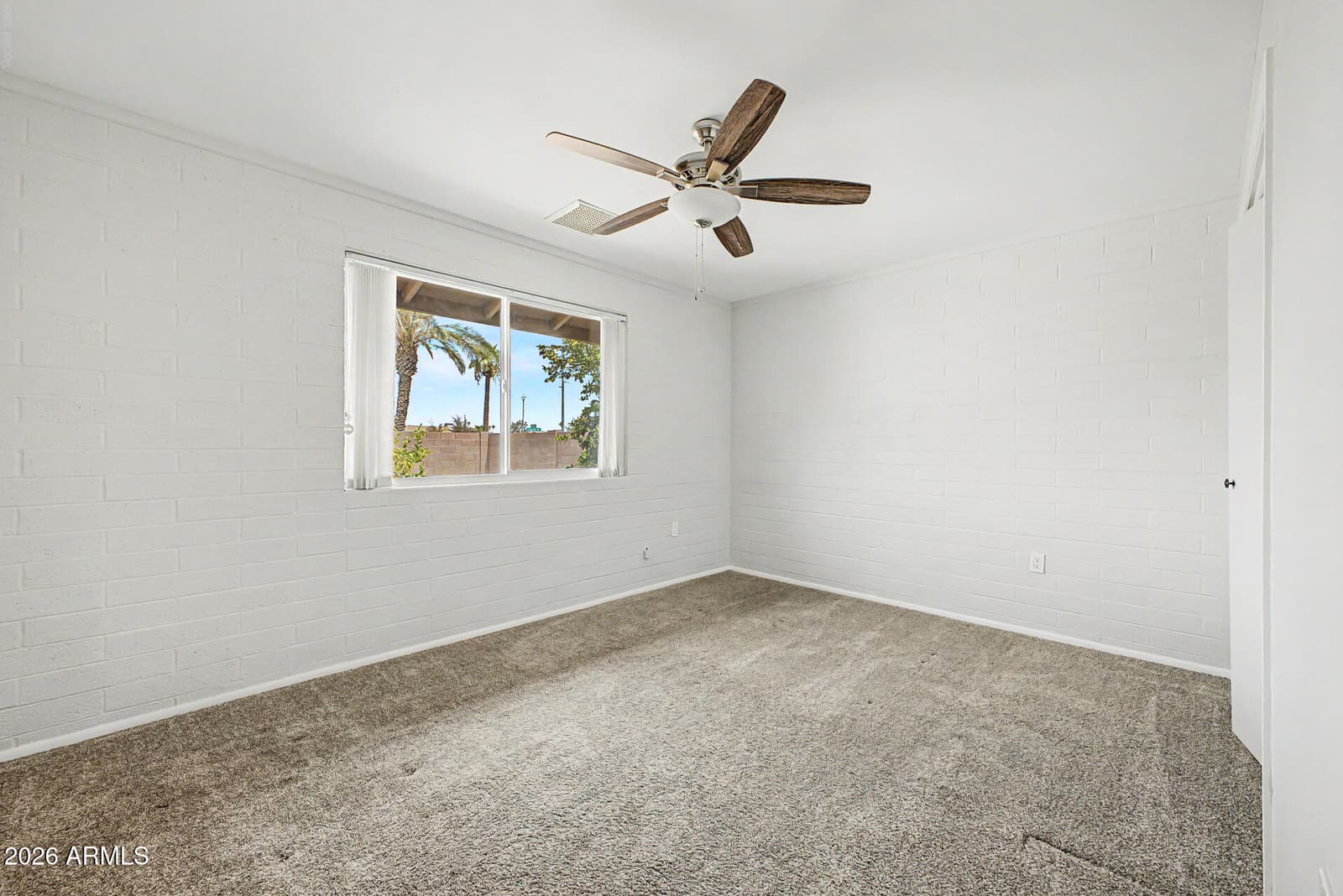 10002 W Desert Hills Drive, Sun City, AZ 85351 — photo 18 of 31