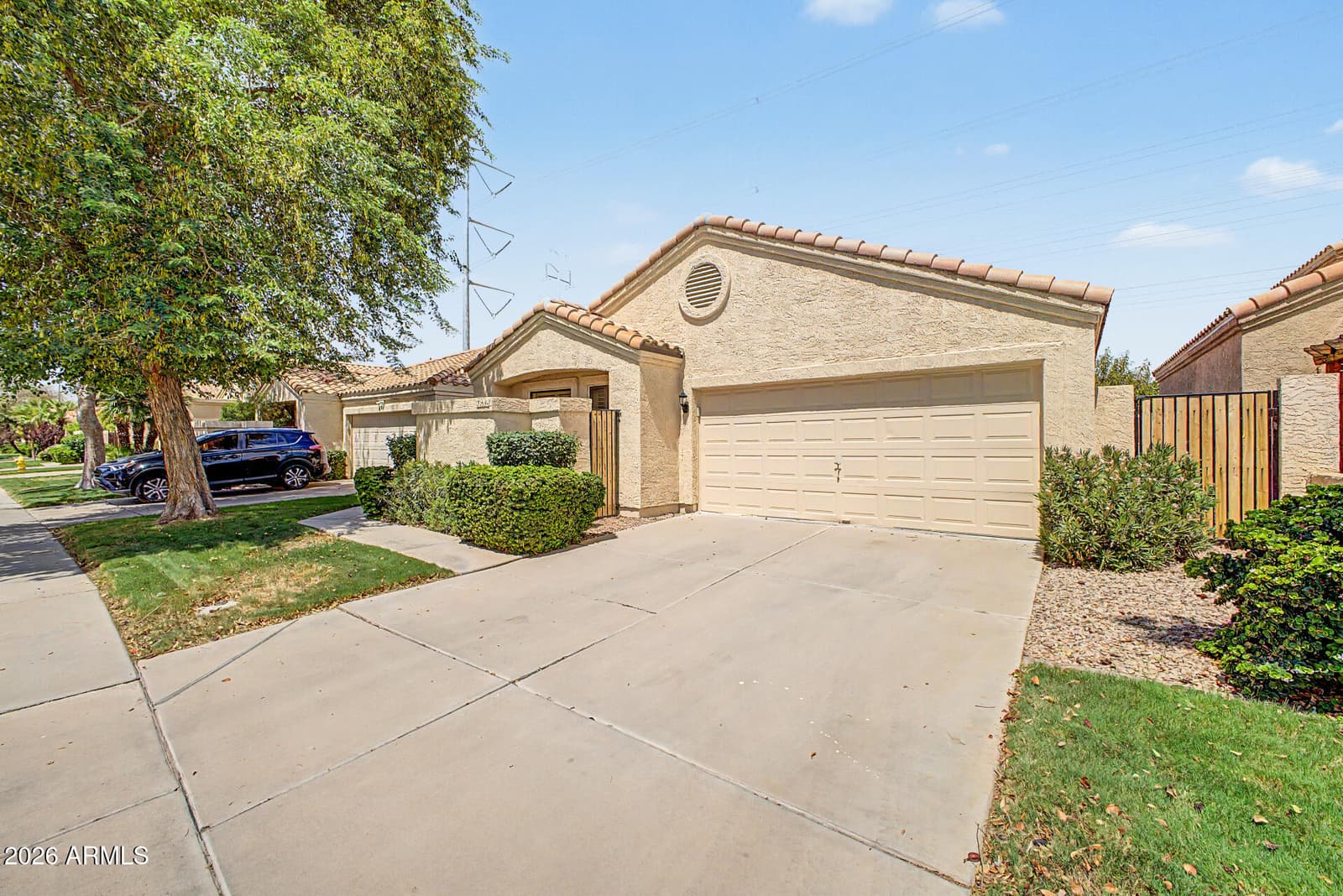 246 E Vaughn Avenue, Gilbert, AZ 85234 — photo 5 of 33
