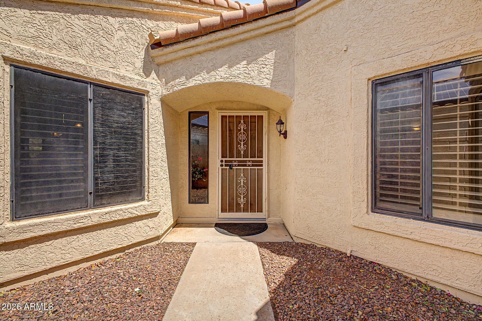 246 E Vaughn Avenue, Gilbert, AZ 85234 — photo 9 of 33