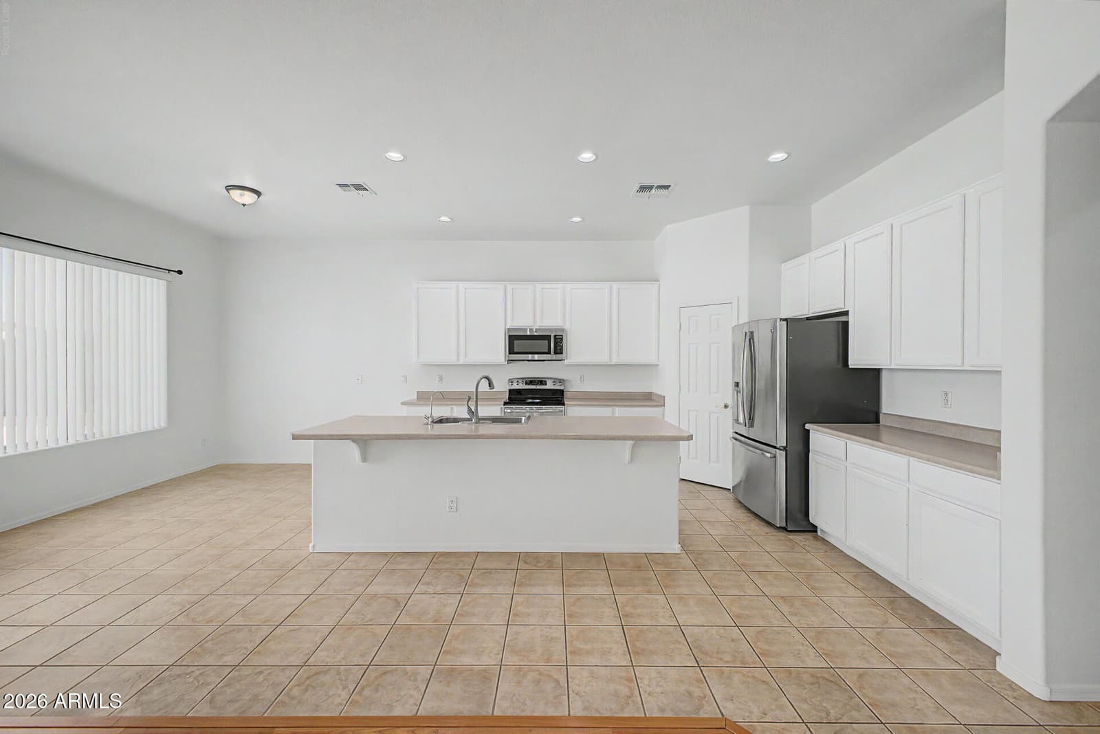 8177 S Bull Dog Court, Gold Canyon, AZ 85118 — photo 12 of 54
