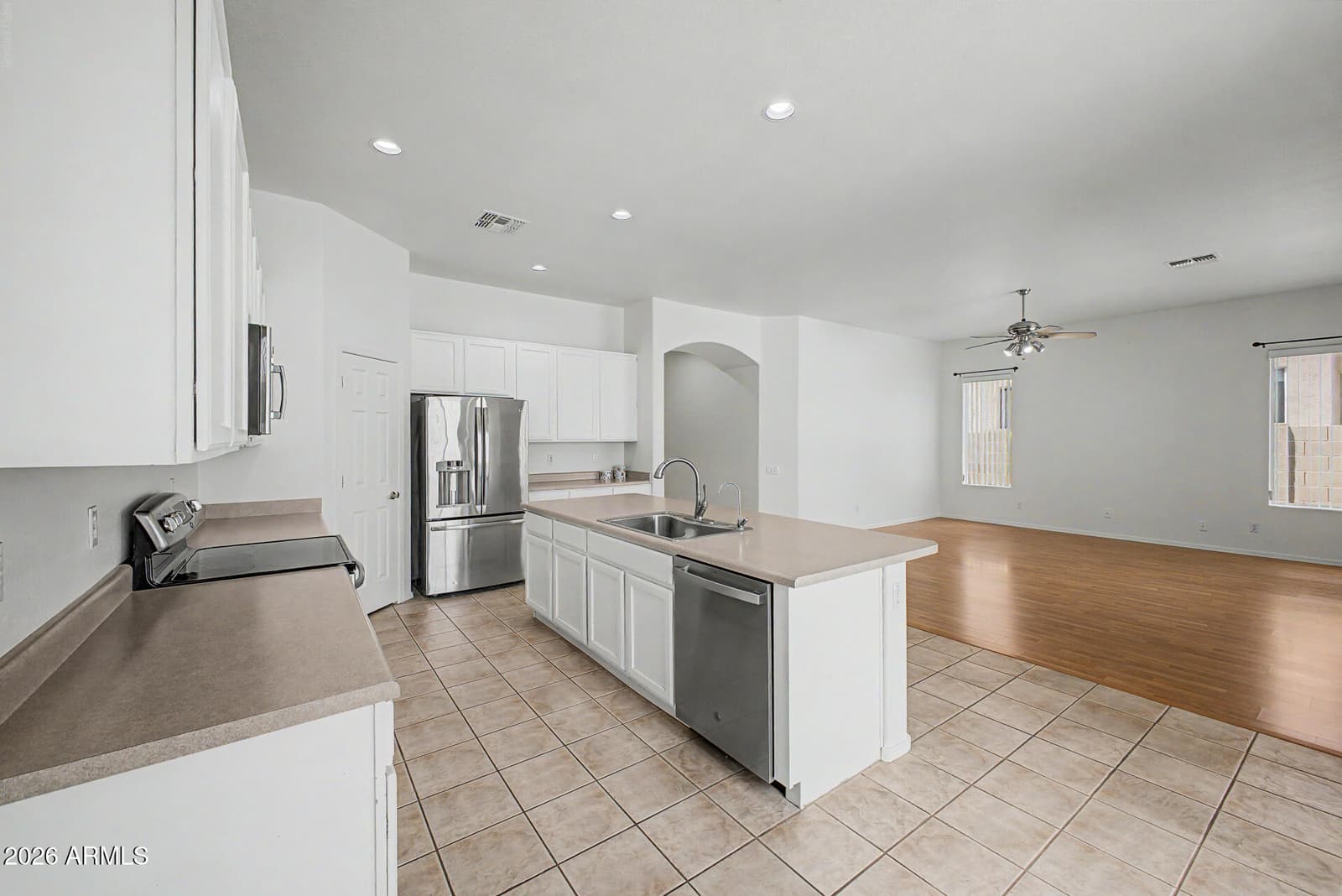 8177 S Bull Dog Court, Gold Canyon, AZ 85118 — photo 13 of 54