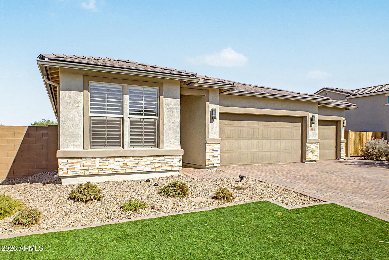670 S Parker Lane, Casa Grande, AZ 85122 — photo 4 of 38