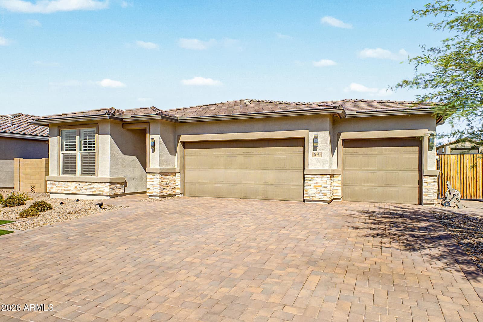 670 S Parker Lane, Casa Grande, AZ 85122 — photo 6 of 38