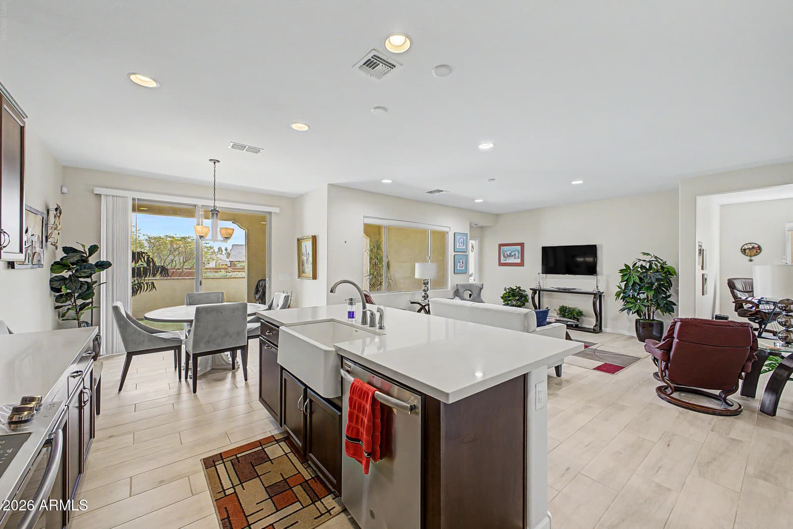 4533 W Hanna Drive, Eloy, AZ 85131 — photo 13 of 61