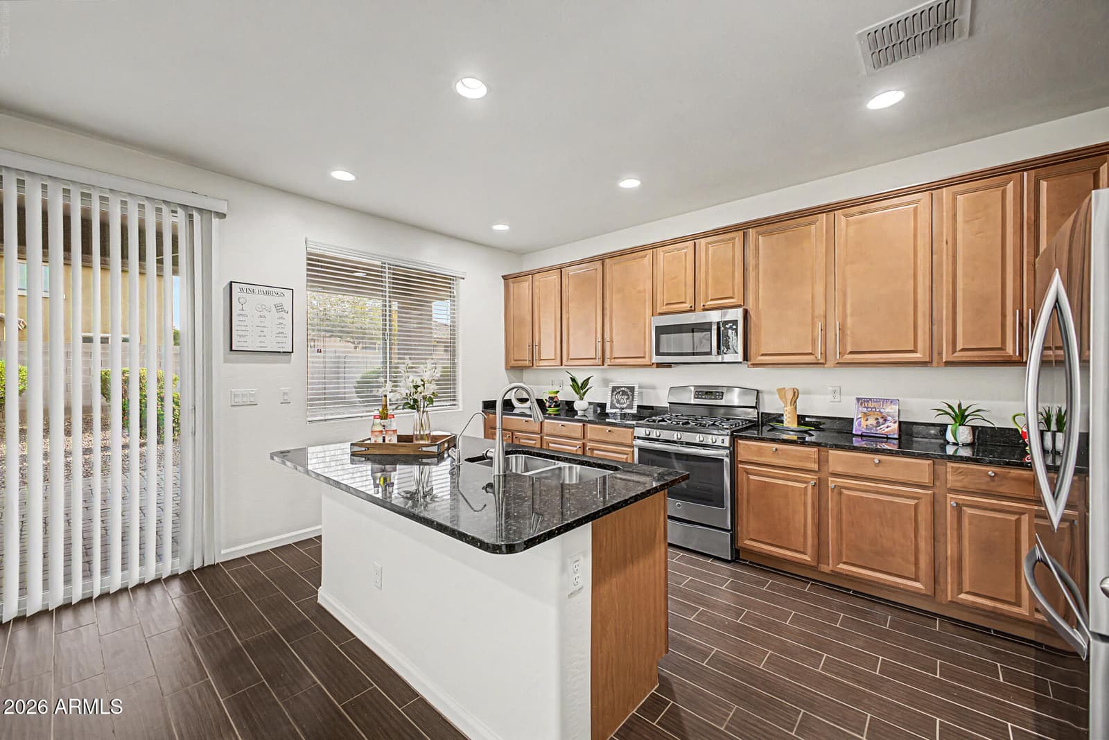 879 E Aberdeen Drive, Gilbert, AZ 85298 — photo 3 of 69