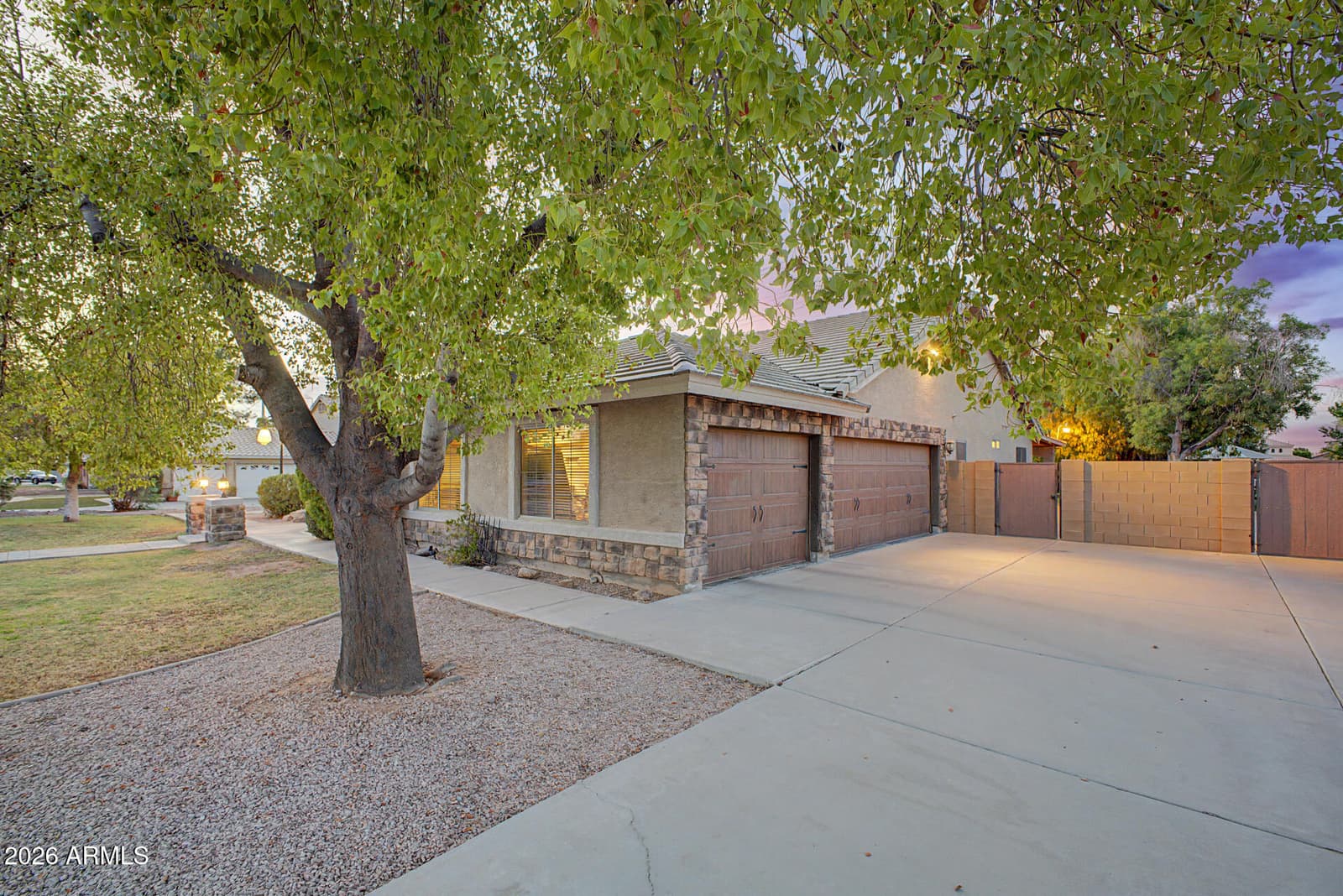1822 E Lexington Avenue, Gilbert, AZ 85234 — photo 1 of 54