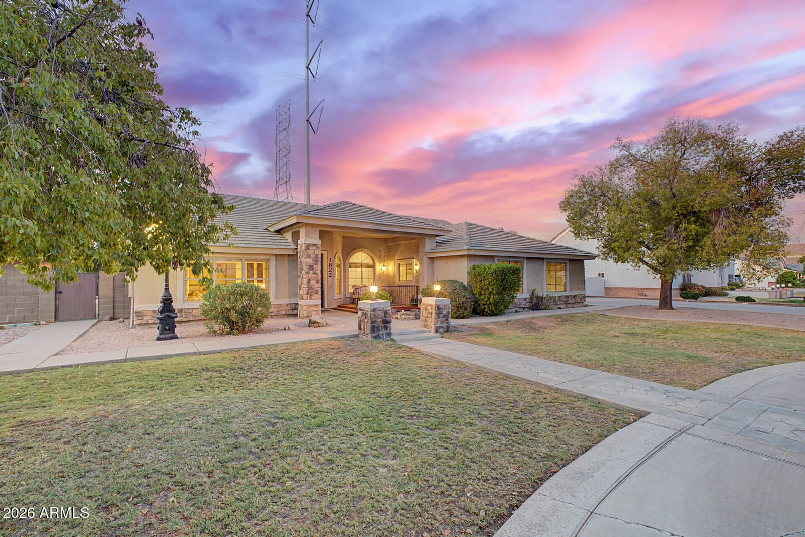 1822 E Lexington Avenue, Gilbert, AZ 85234 — photo 3 of 54