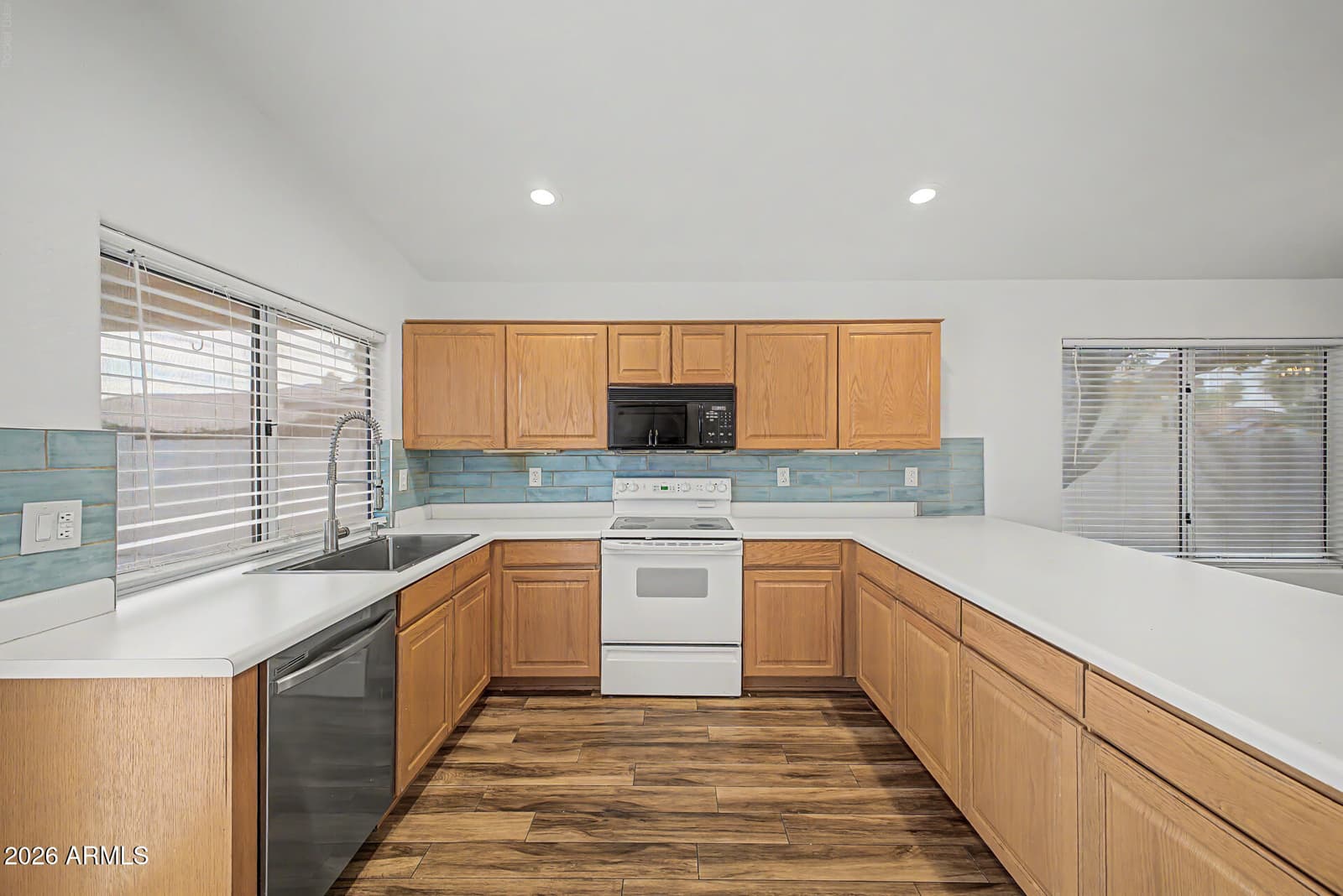 3545 E Utopia Road, Phoenix, AZ 85050 — photo 12 of 28