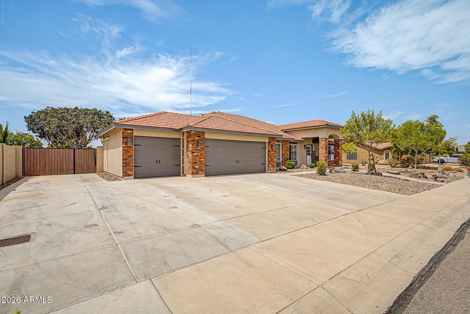 40376 N Cape Wrath Drive, San Tan Valley, AZ 85140 — photo 2 of 46