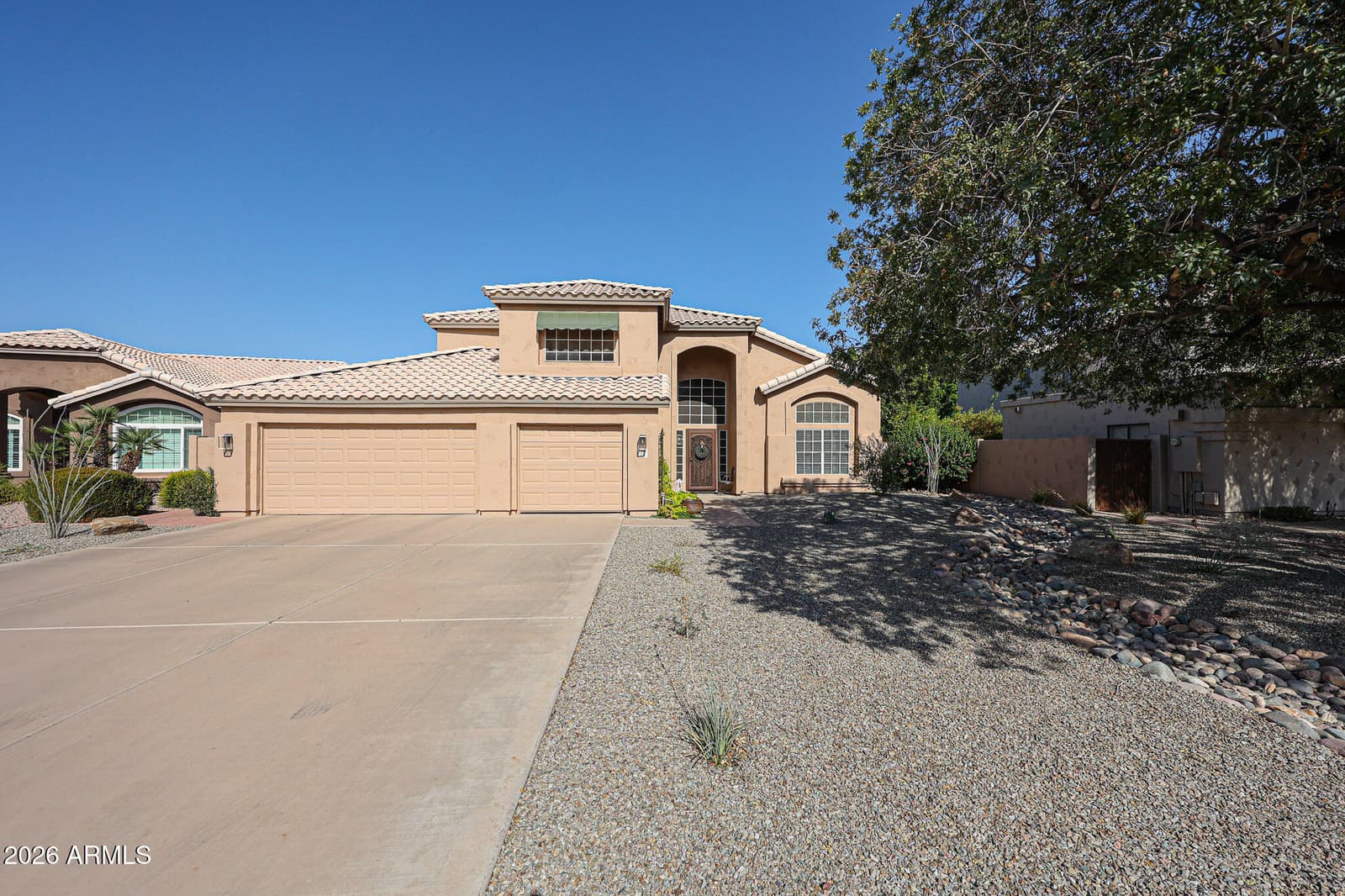695 N Sycamore Court, Chandler, AZ 85224 — photo 1 of 35