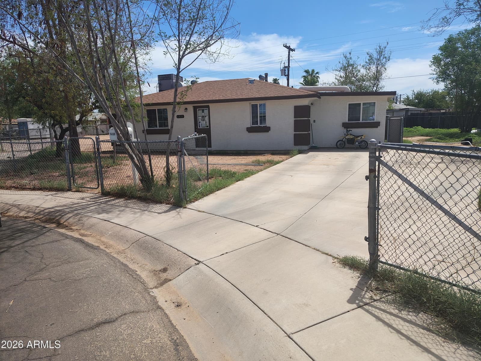 6433 W Fairmount Avenue, Phoenix, AZ 85033 — photo 17 of 18