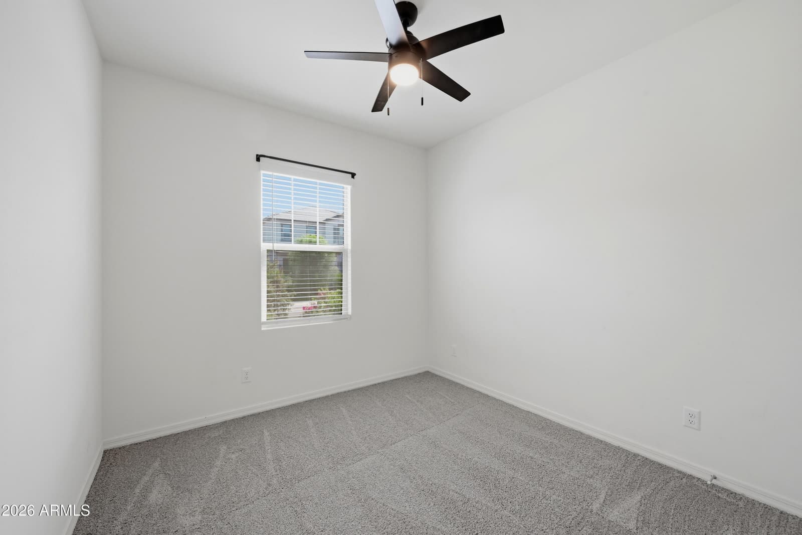 2022 E New Bonnet Lane, San Tan Valley, AZ 85140 — photo 10 of 33