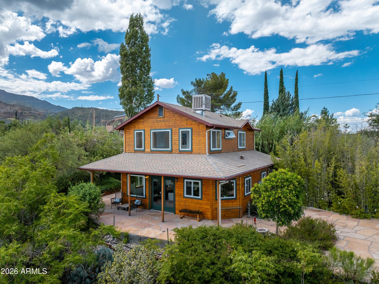 275 E Dundee Avenue, Jerome, AZ 86331 — photo 1 of 58