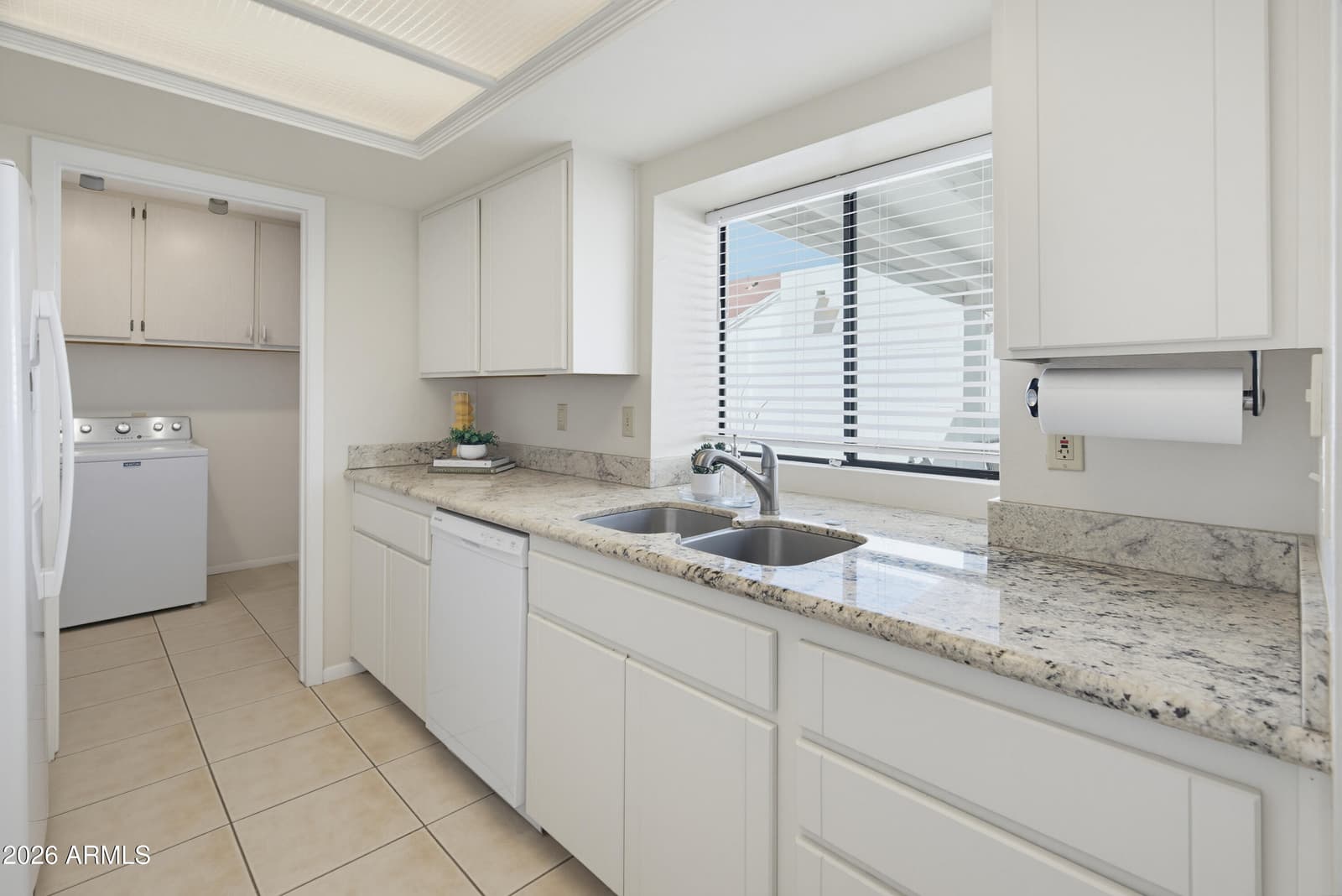 3302 E Wescott Drive, Phoenix, AZ 85050 — photo 10 of 21