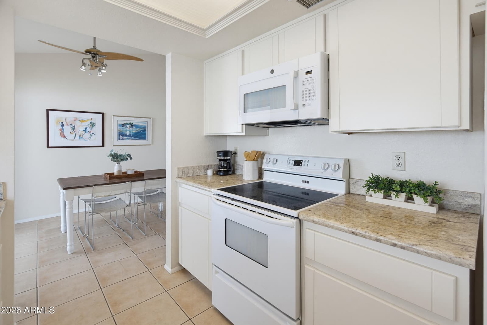 3302 E Wescott Drive, Phoenix, AZ 85050 — photo 9 of 21