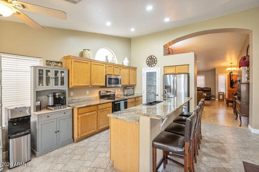 8456 W Willow Avenue, Peoria, AZ 85381 — photo 13 of 46