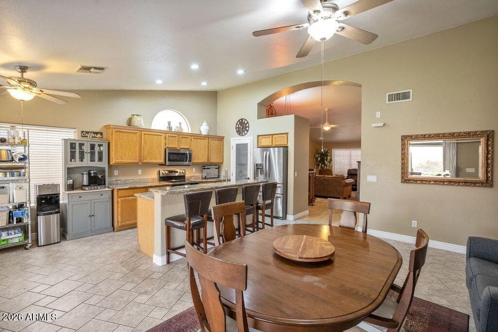 8456 W Willow Avenue, Peoria, AZ 85381 — photo 14 of 46