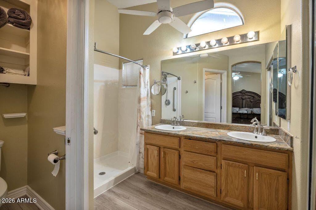 8456 W Willow Avenue, Peoria, AZ 85381 — photo 23 of 46