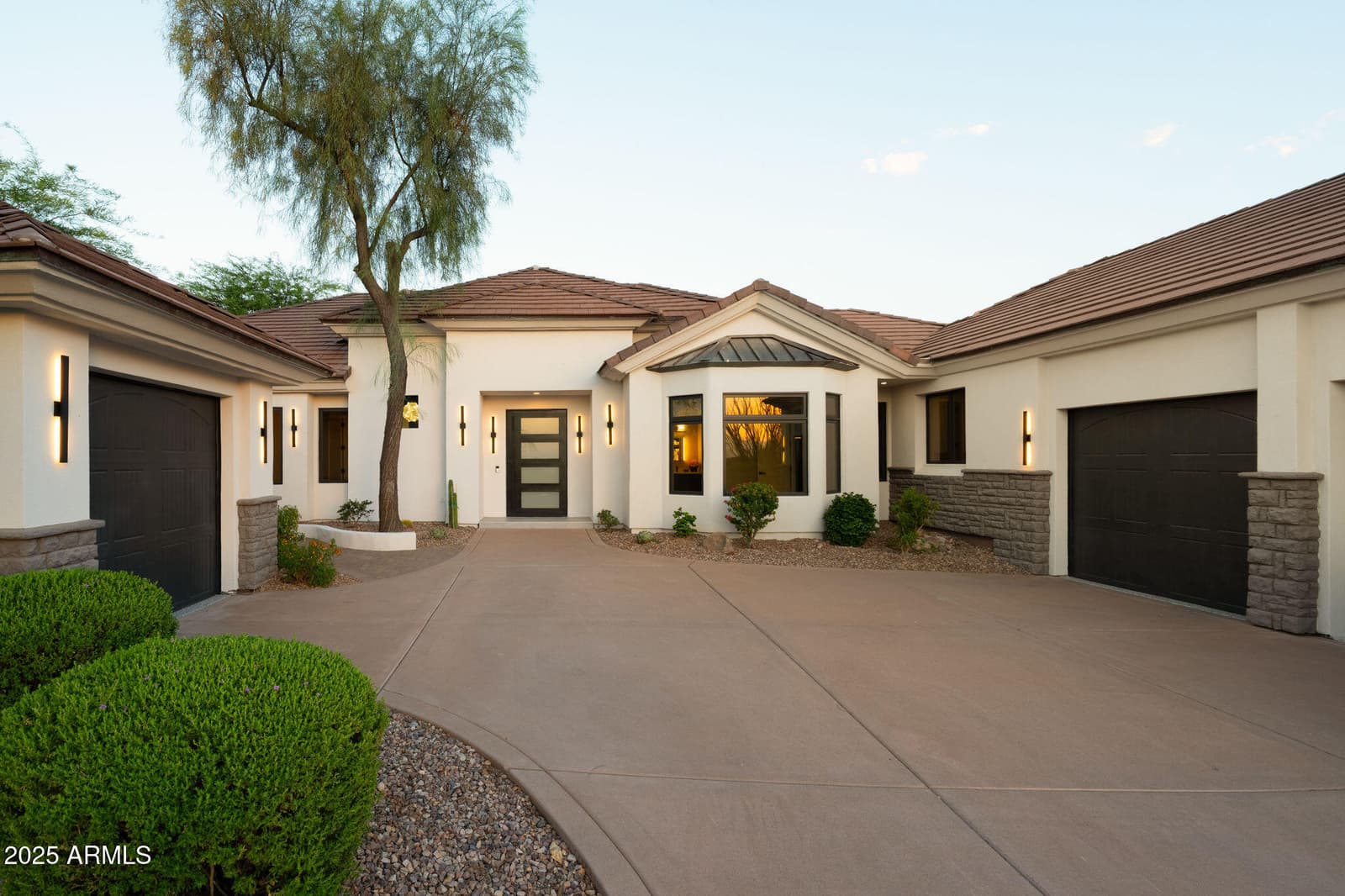13610 N Sunflower Drive, Fountain Hills, AZ 85268 — photo 1 of 68