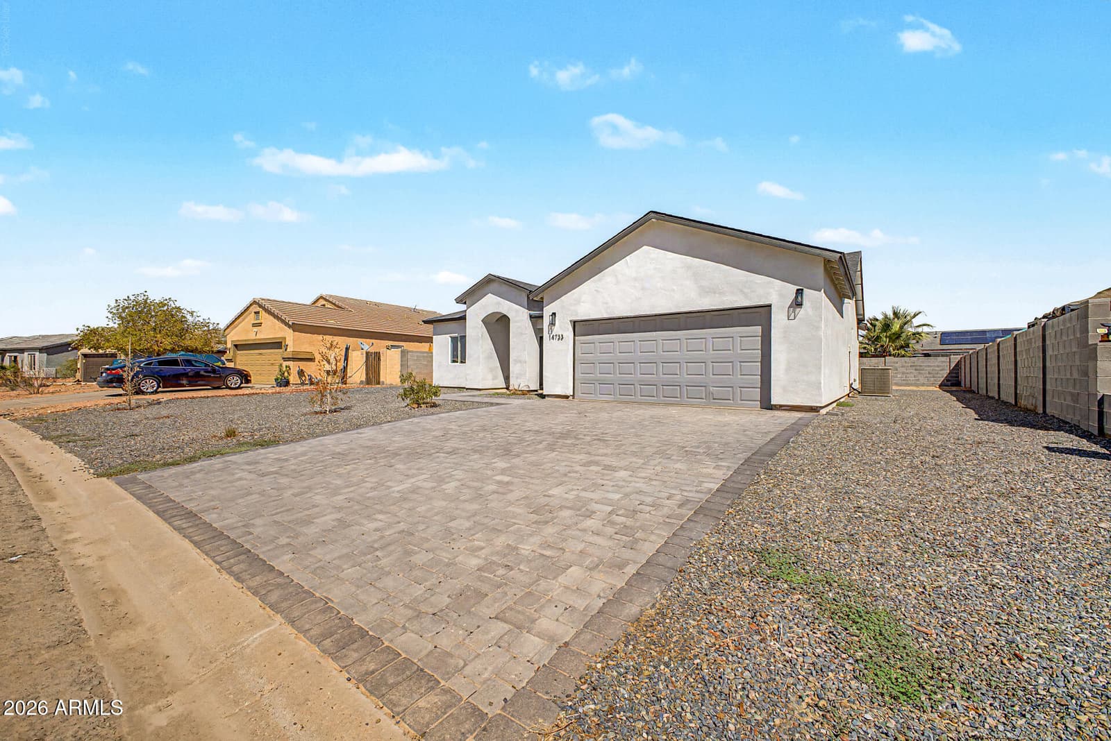 14733 S Diablo Road, Arizona City, AZ 85123 — photo 2 of 33
