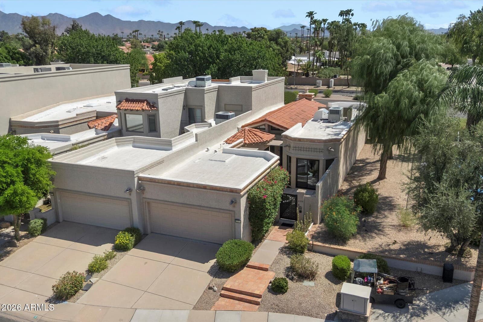 8401 N 84th Place, Scottsdale, AZ 85258 — photo 8 of 39