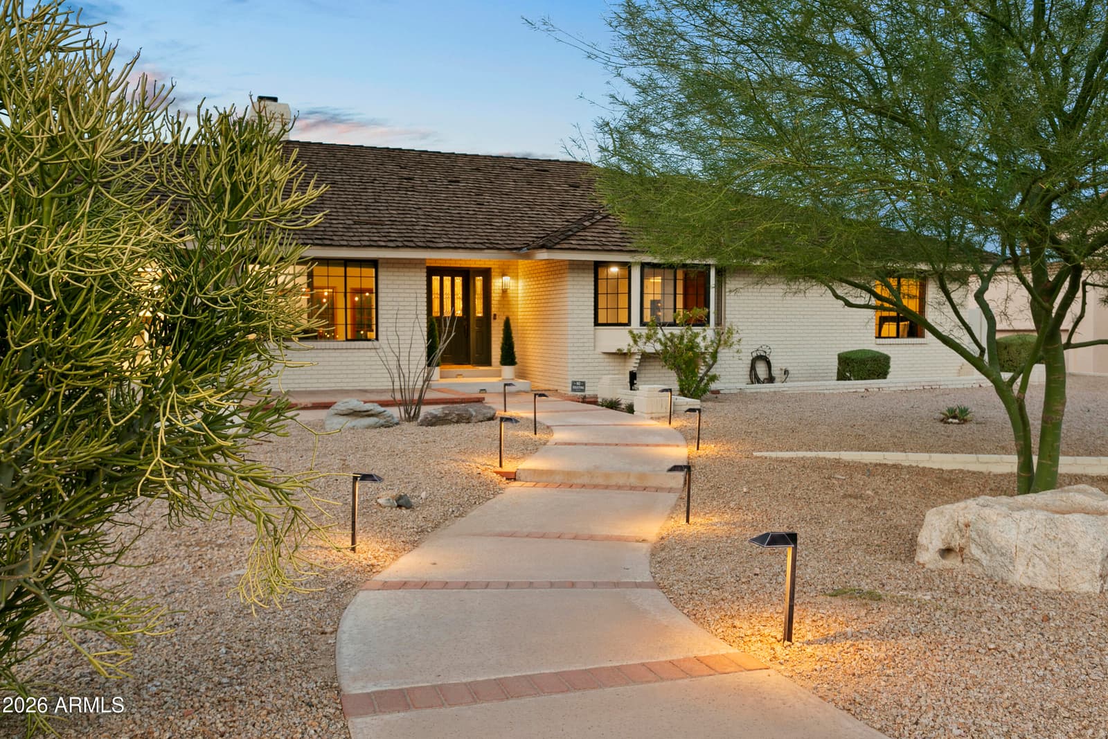 11645 S Tusayan Court, Phoenix, AZ 85044 — photo 1 of 64