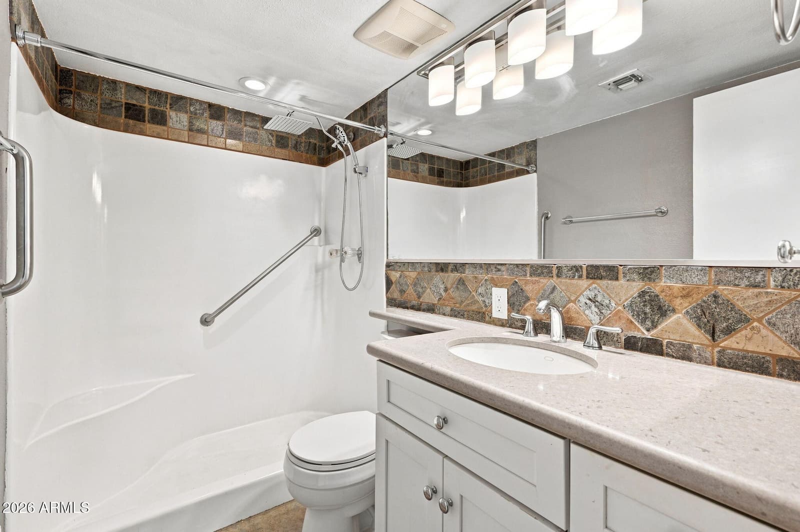 4201 E Camelback Road 31, Phoenix, AZ 85018 — photo 14 of 28