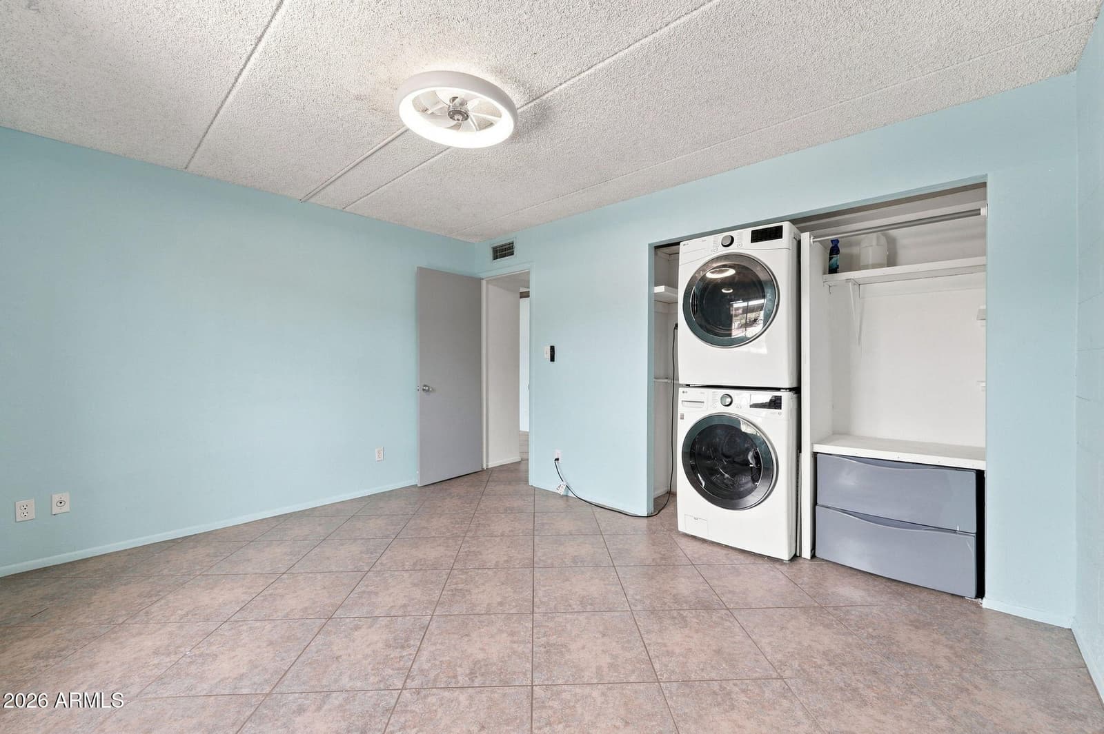 4201 E Camelback Road 31, Phoenix, AZ 85018 — photo 17 of 28