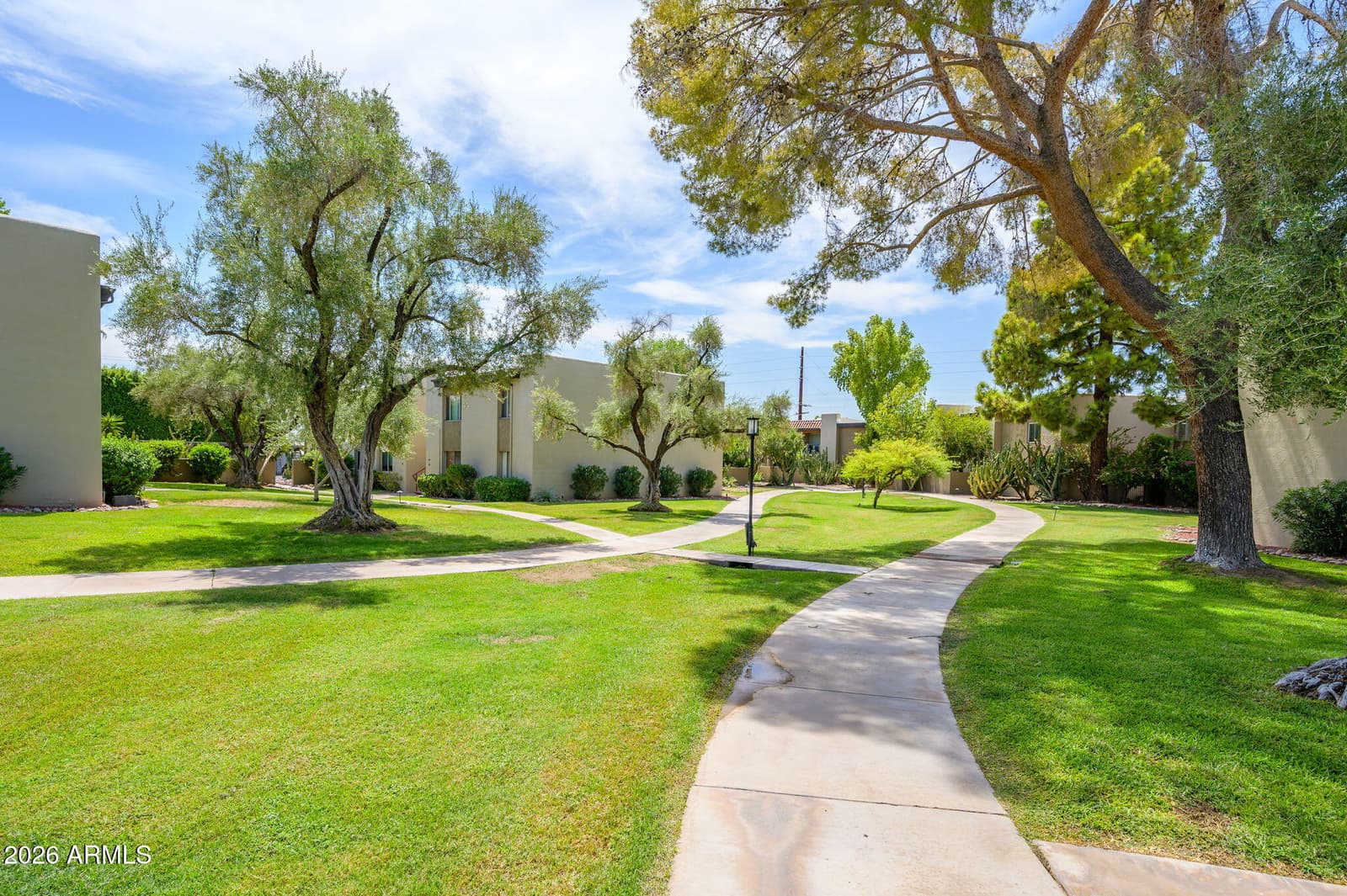 4201 E Camelback Road 31, Phoenix, AZ 85018 — photo 1 of 28