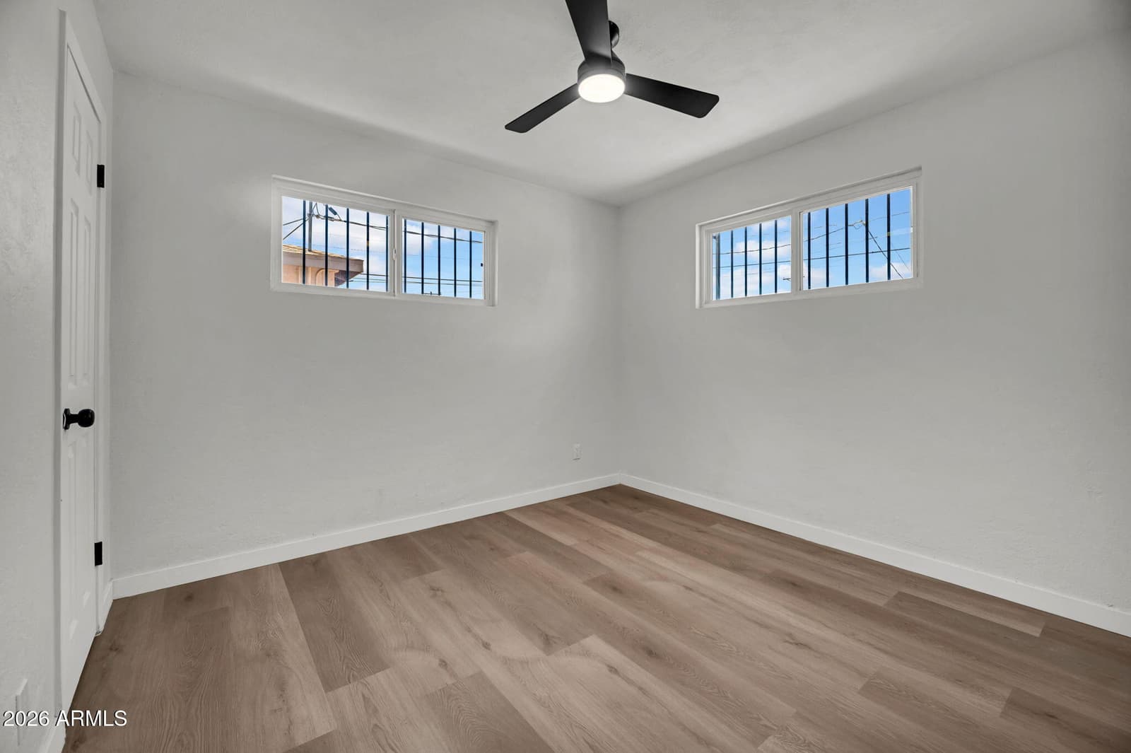 2866 W Diana Avenue, Phoenix, AZ 85051 — photo 16 of 24