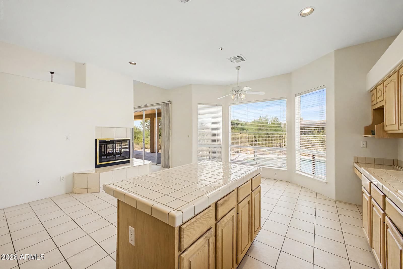 27644 N 74th Street, Scottsdale, AZ 85266 — photo 10 of 43