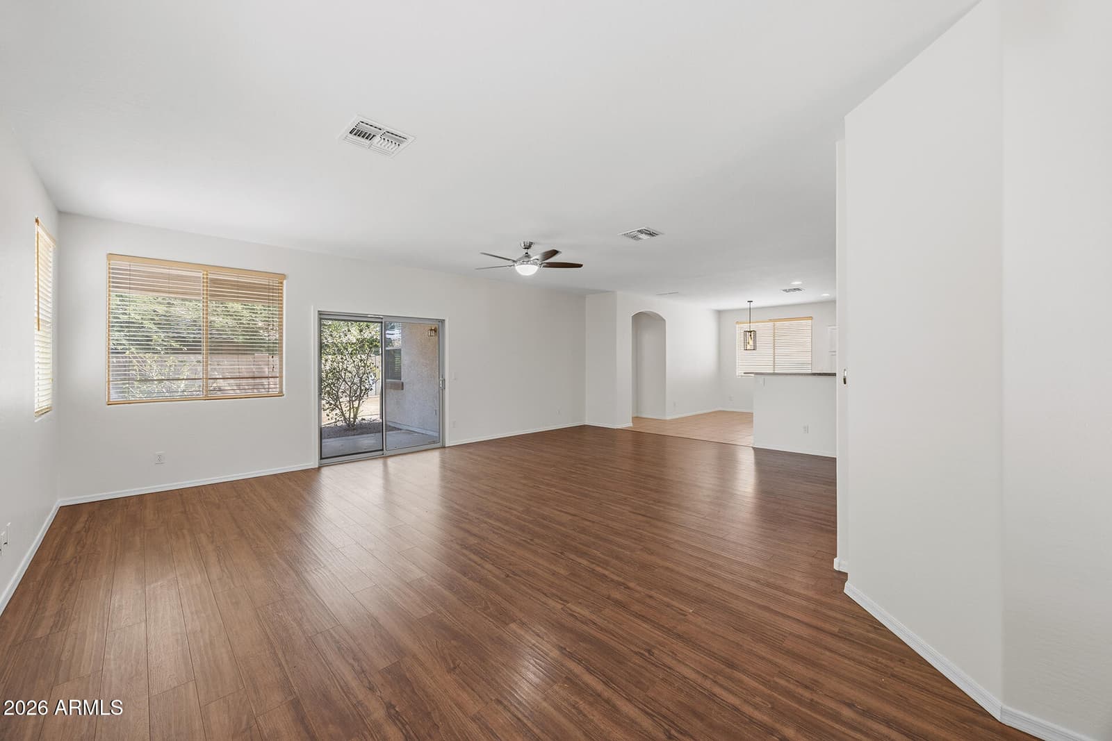 3096 E Ravenswood Drive, Gilbert, AZ 85298 — photo 10 of 41