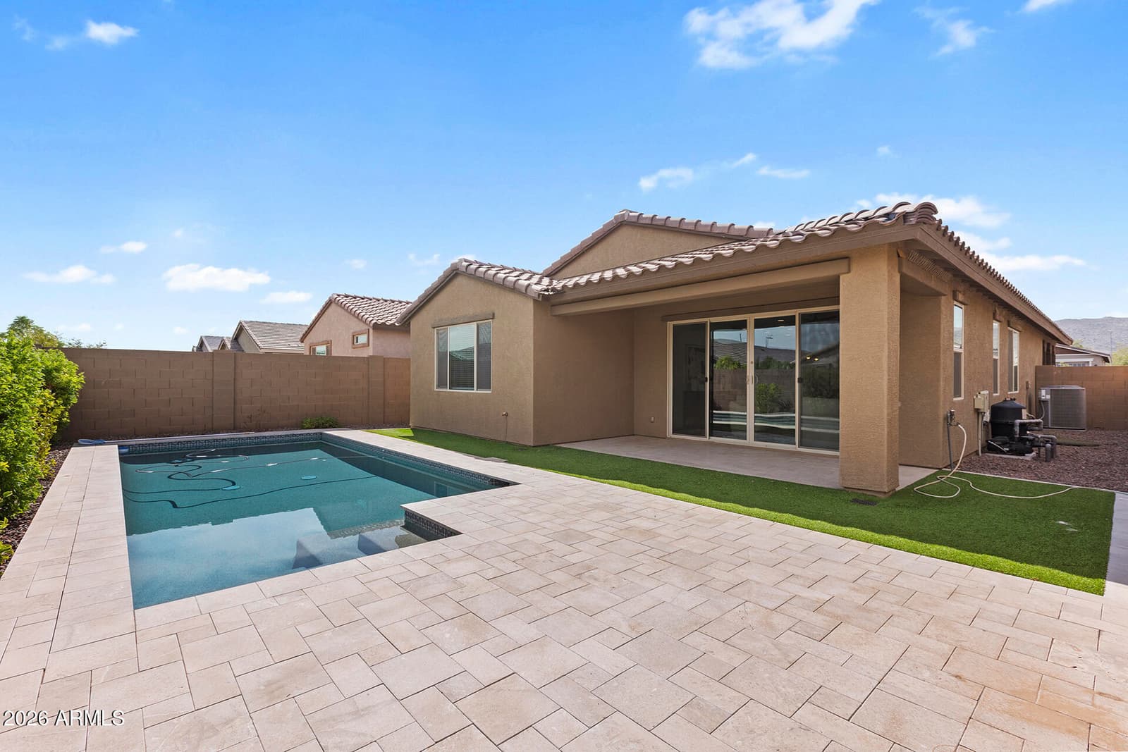 1232 E Irwin Avenue, Phoenix, AZ 85042 — photo 5 of 49
