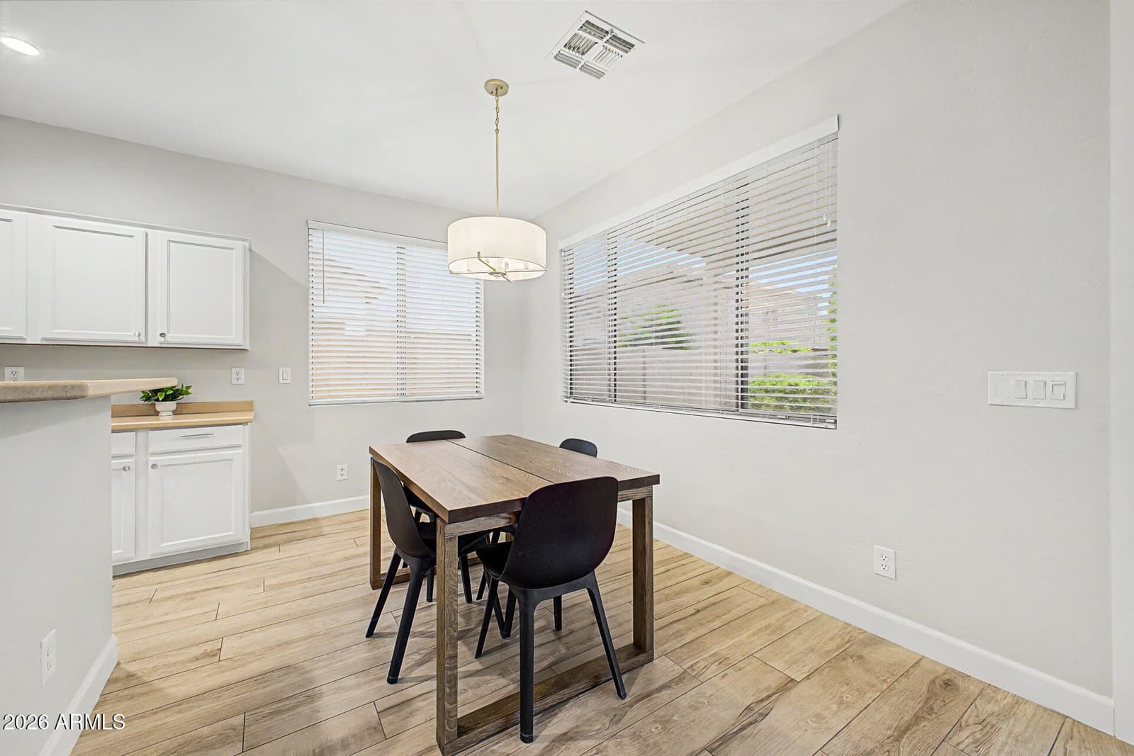 550 N Wilson Court, Chandler, AZ 85225 — photo 10 of 49