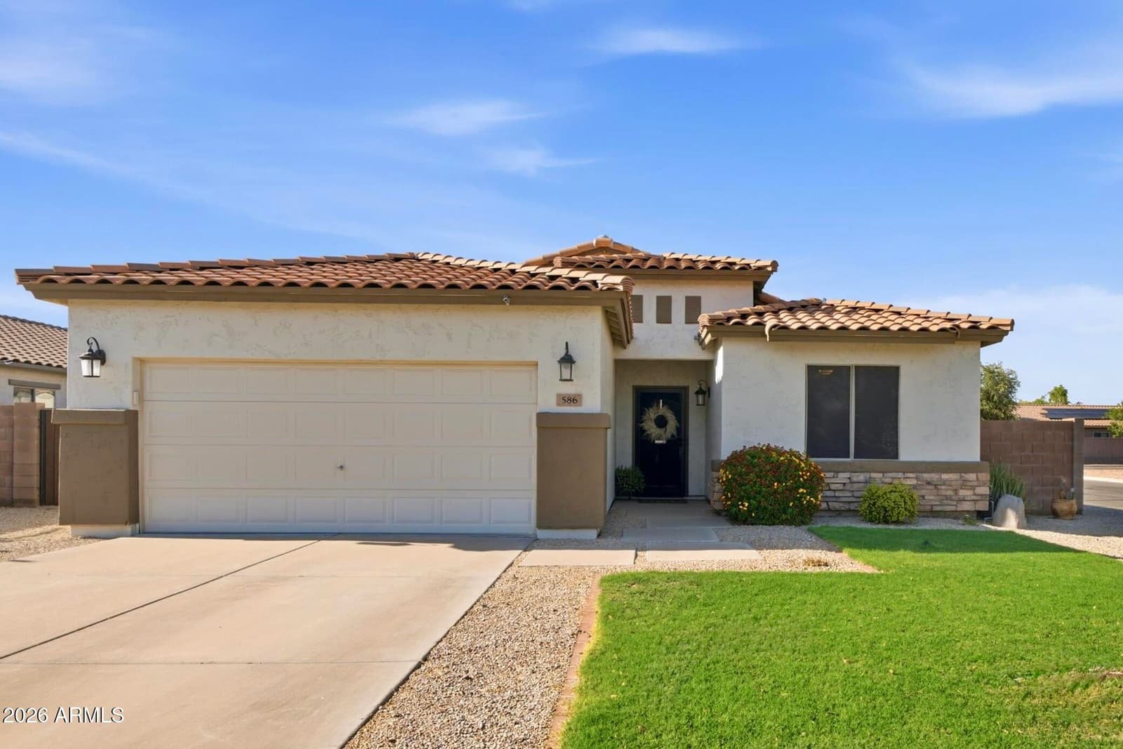 586 E Chelsea Drive, San Tan Valley, AZ 85140 — photo 1 of 25
