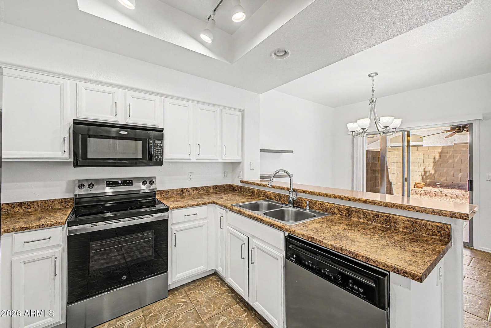 1348 W Wahalla Lane, Phoenix, AZ 85027 — photo 11 of 35
