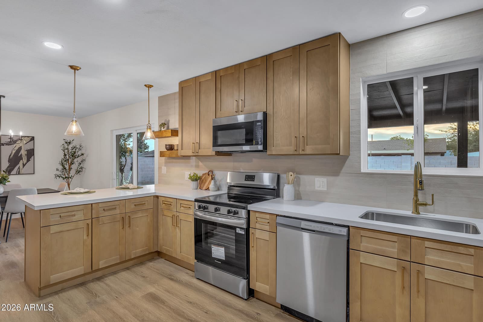 938 S Olive, Mesa, AZ 85204 — photo 9 of 23