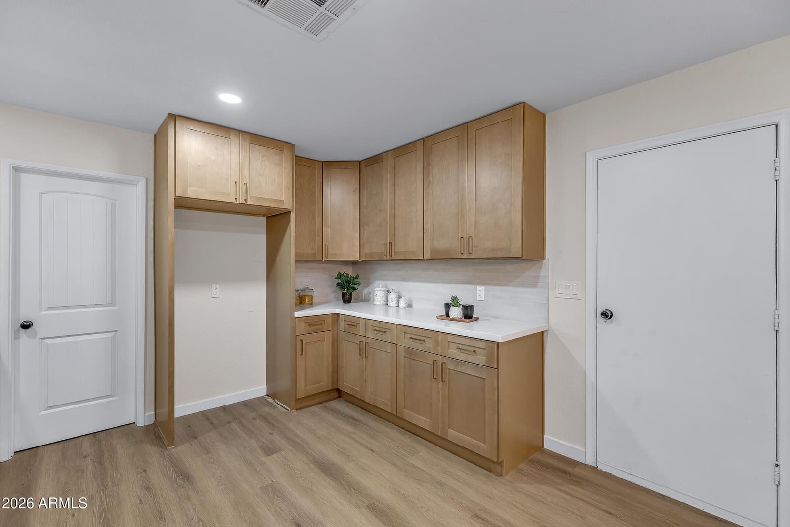938 S Olive, Mesa, AZ 85204 — photo 11 of 23