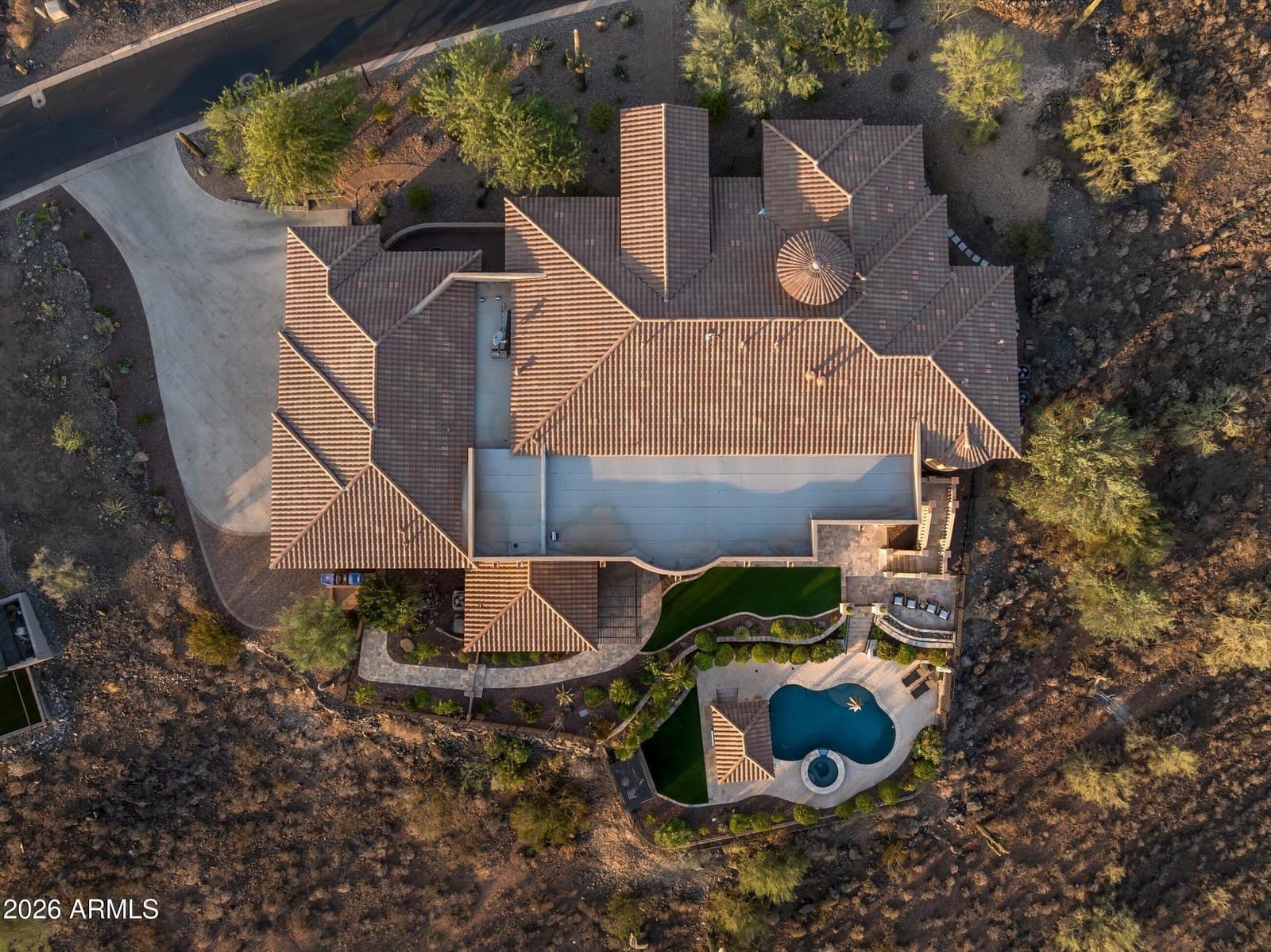 2433 W Praiano Way, Phoenix, AZ 85086 — photo 91 of 96