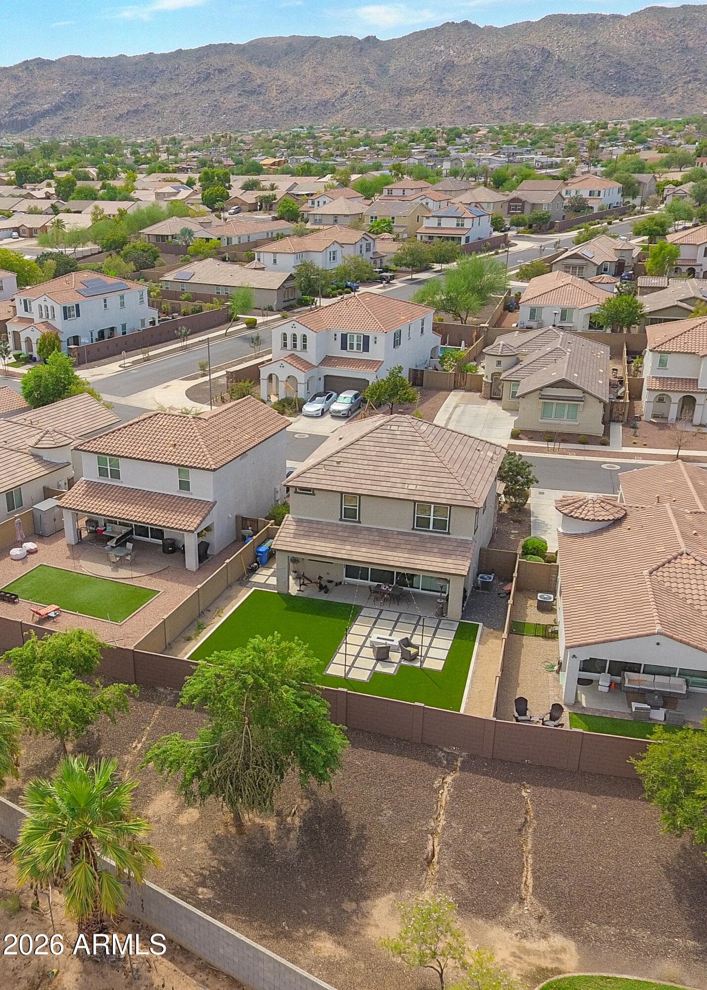 820 E Constance Way, Phoenix, AZ 85042 — photo 15 of 58