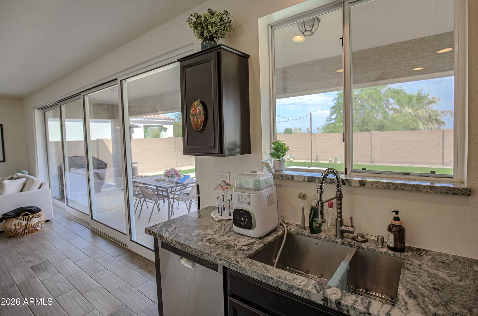 820 E Constance Way, Phoenix, AZ 85042 — photo 29 of 58