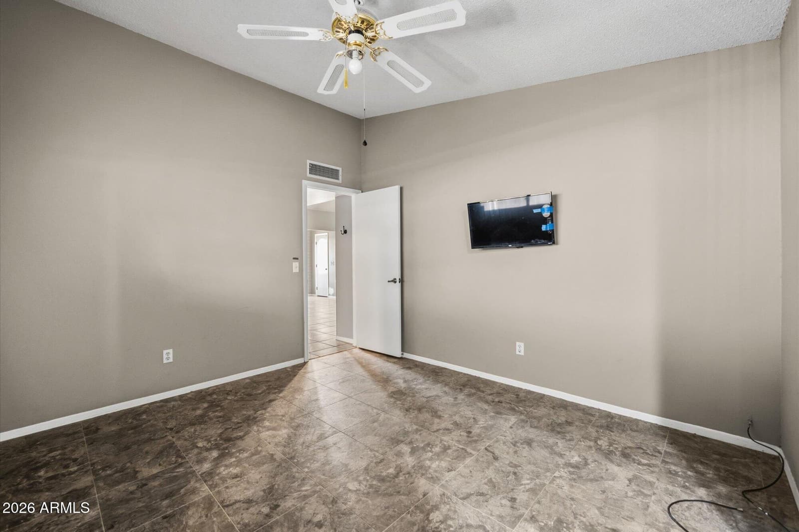 401 E Oraibi Drive, Phoenix, AZ 85024 — photo 8 of 27